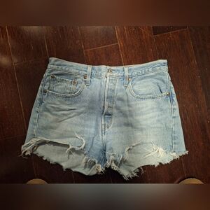 Womens Levi's Shorts Size 31.